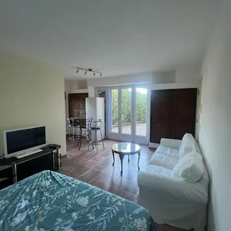 Semaphore Piscine Gratuite Juillet Et Aout Parking Prive Διαμέρισμα *